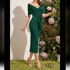 NWOT Super Elegant and Stretchy Dark Green Dress